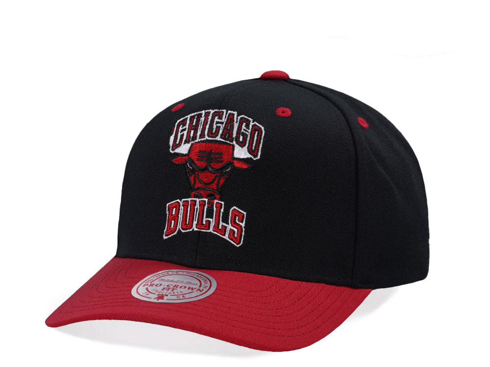 Mitchell & Ness Chicago Bulls Two Tone Pro Crown Fit Snapback Cap