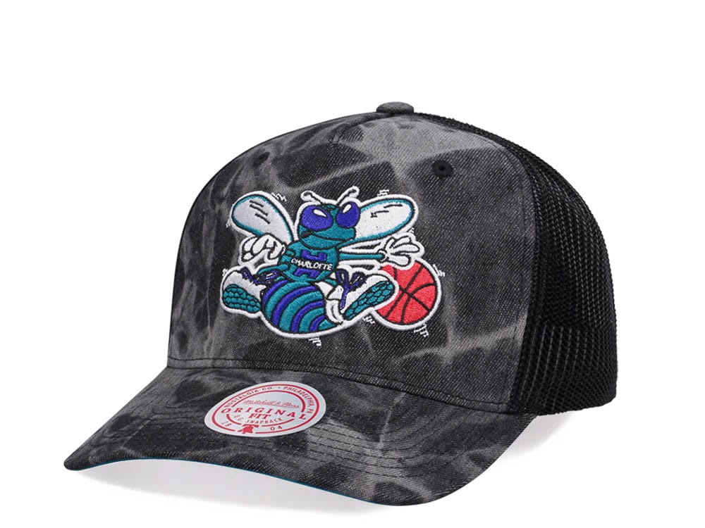 Mitchell & Ness Charlotte Hornets Burnt Ends Black Trucker Snapback Cap