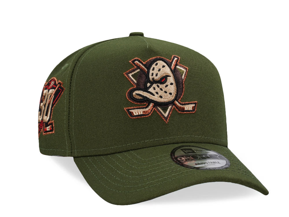 New Era Anaheim Ducks 30th Anniversary Horror Pack Rifle Green Edition 9Forty A Frame Snapback Cap